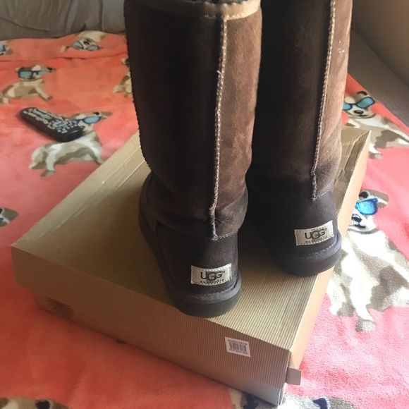 Womens UGG Boots 🥾 Size 5. 💜 - Picture 4 of 7